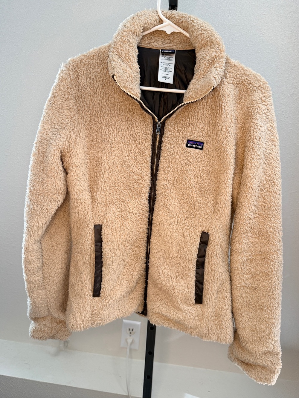 Patagonia Cream Sherpa Fleece Jacket with Logo Patch